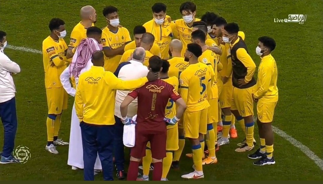gffjjkdd's tweet photo. اللهم اجعلها ليلة صفراء يارب العالمين 💛💙
#الهلال_النصر_كاس_الملك https://t.co/RY4ebVr1nS