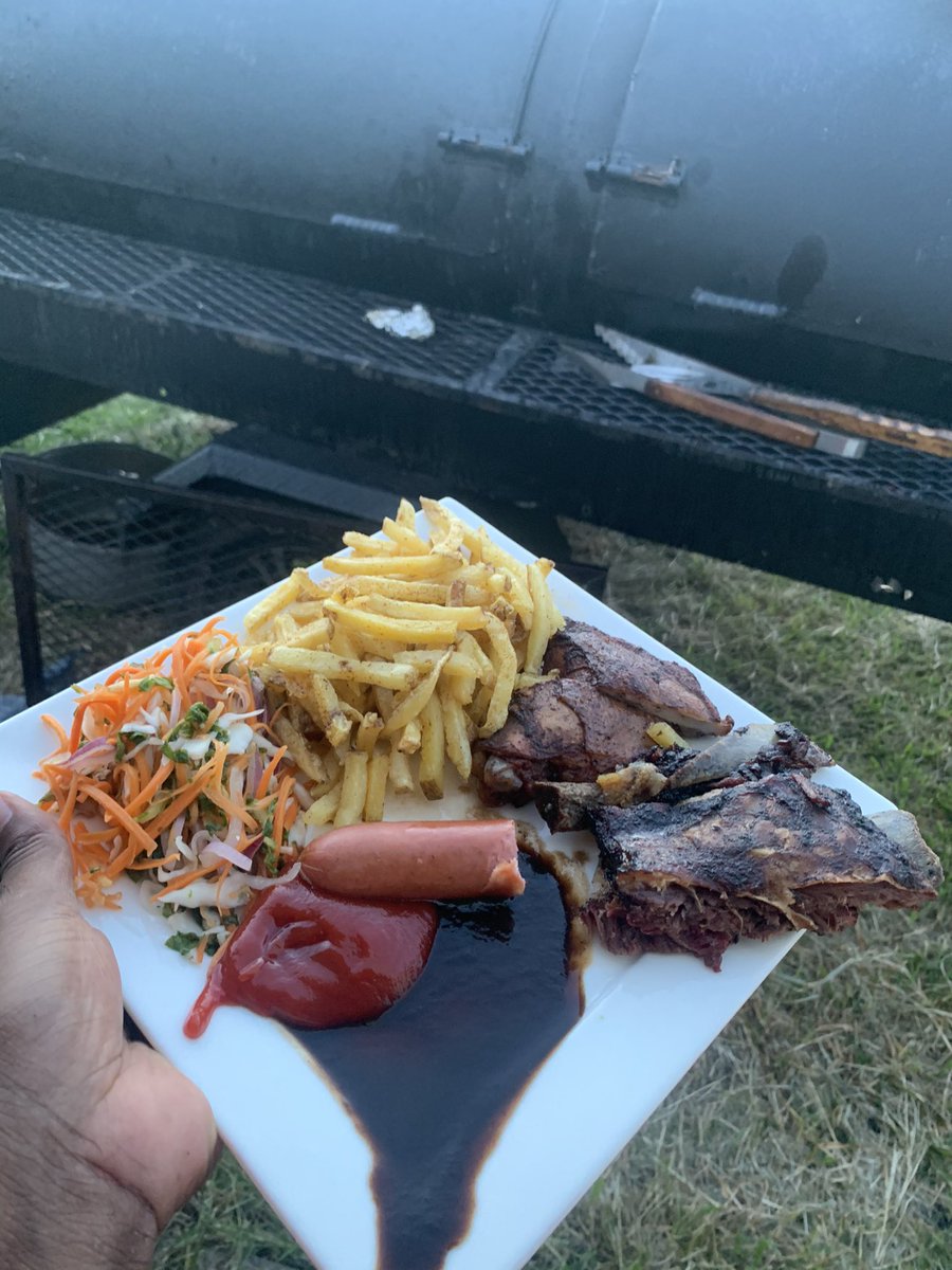 thee_garden's tweet photo. Kwa 10k tu. unaondoka na huu msosi. 

Tupo hapa #TOTBonanza 

#TheeGarden https://t.co/8ktxcmfOnP