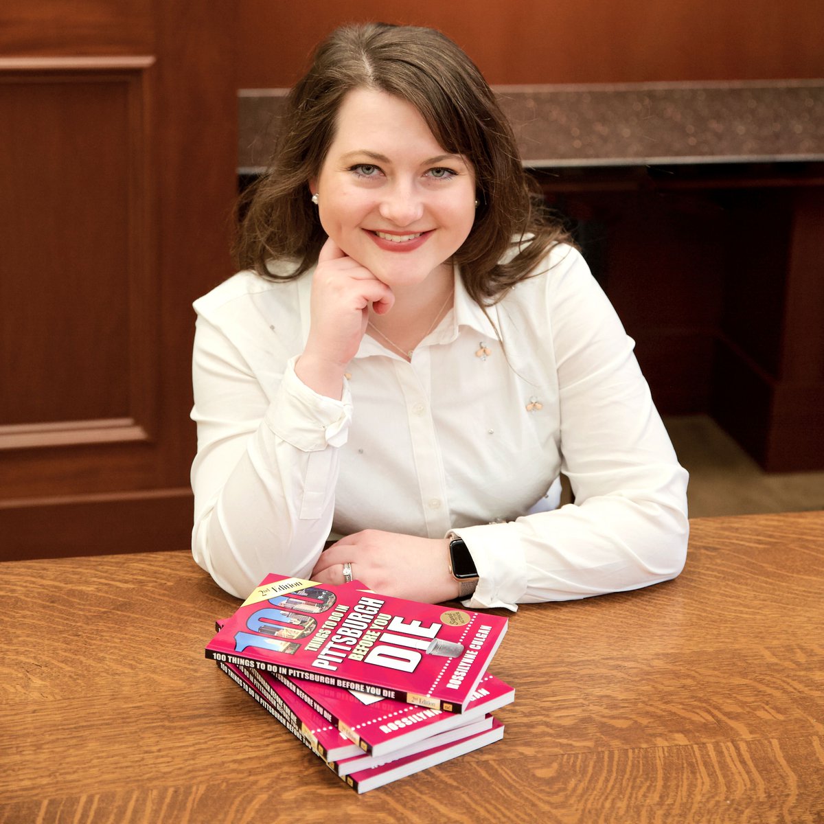 rossilynne's tweet photo. Happy #SmallBusinessSaturday! 

"100 Things Pittsburgh" makes a great gift for the holidays from this woman-owned very small (it's just me!) business. 

Order a signed copy here: https://t.co/E8PwZPRkmT — and get 100+ ideas for how to support local all year long. 🖤💛 https://t.co/vY8NJcYSKA