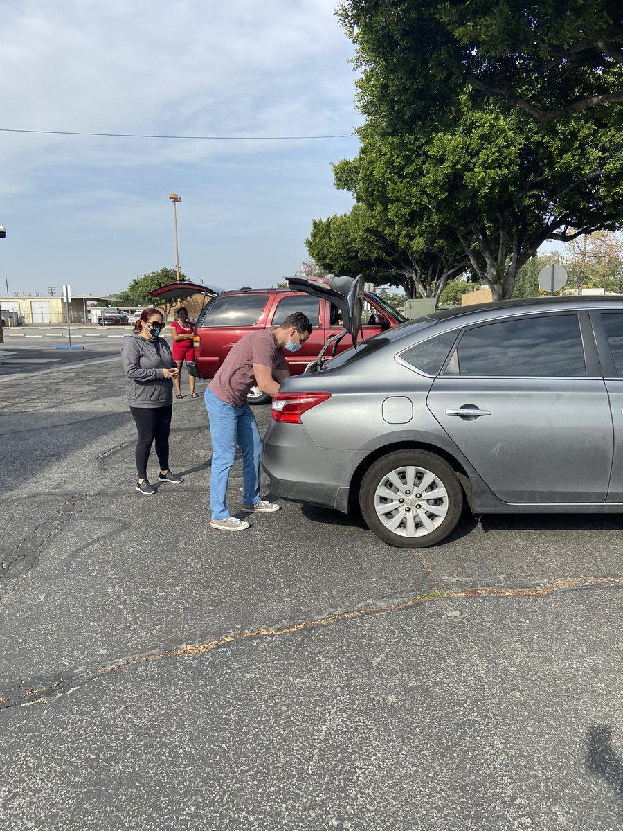 Rialto USD Student Services tweet media