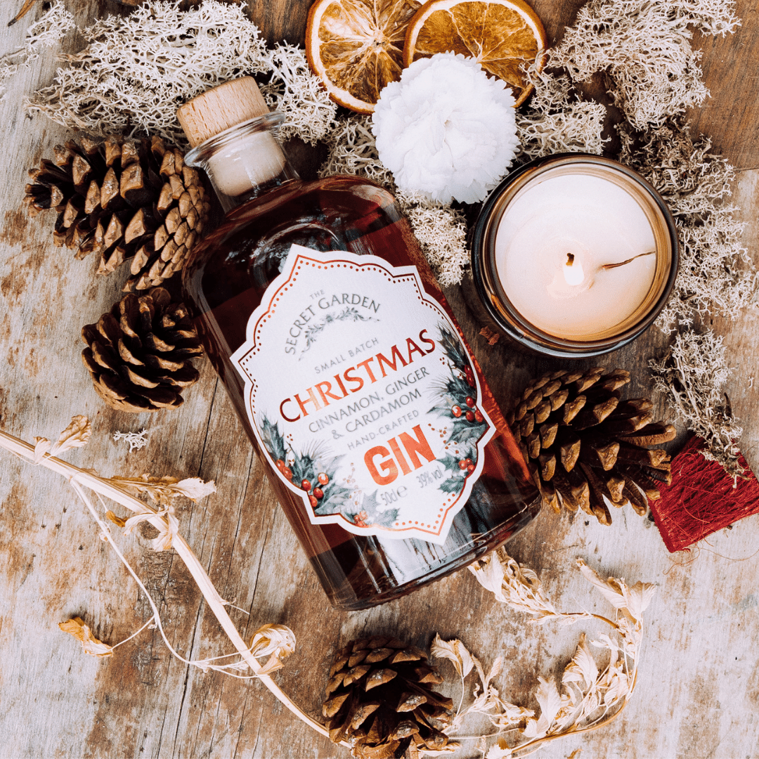 We can trust @OldCuriosity_ to bring the magic to Christmas with a new colour-changing gin - Read more about it here 👉 buff.ly/36bXu2X #ChristmasIsComing #ScottishGin