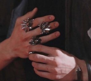 Juyeon's pretty handsa very important thread!