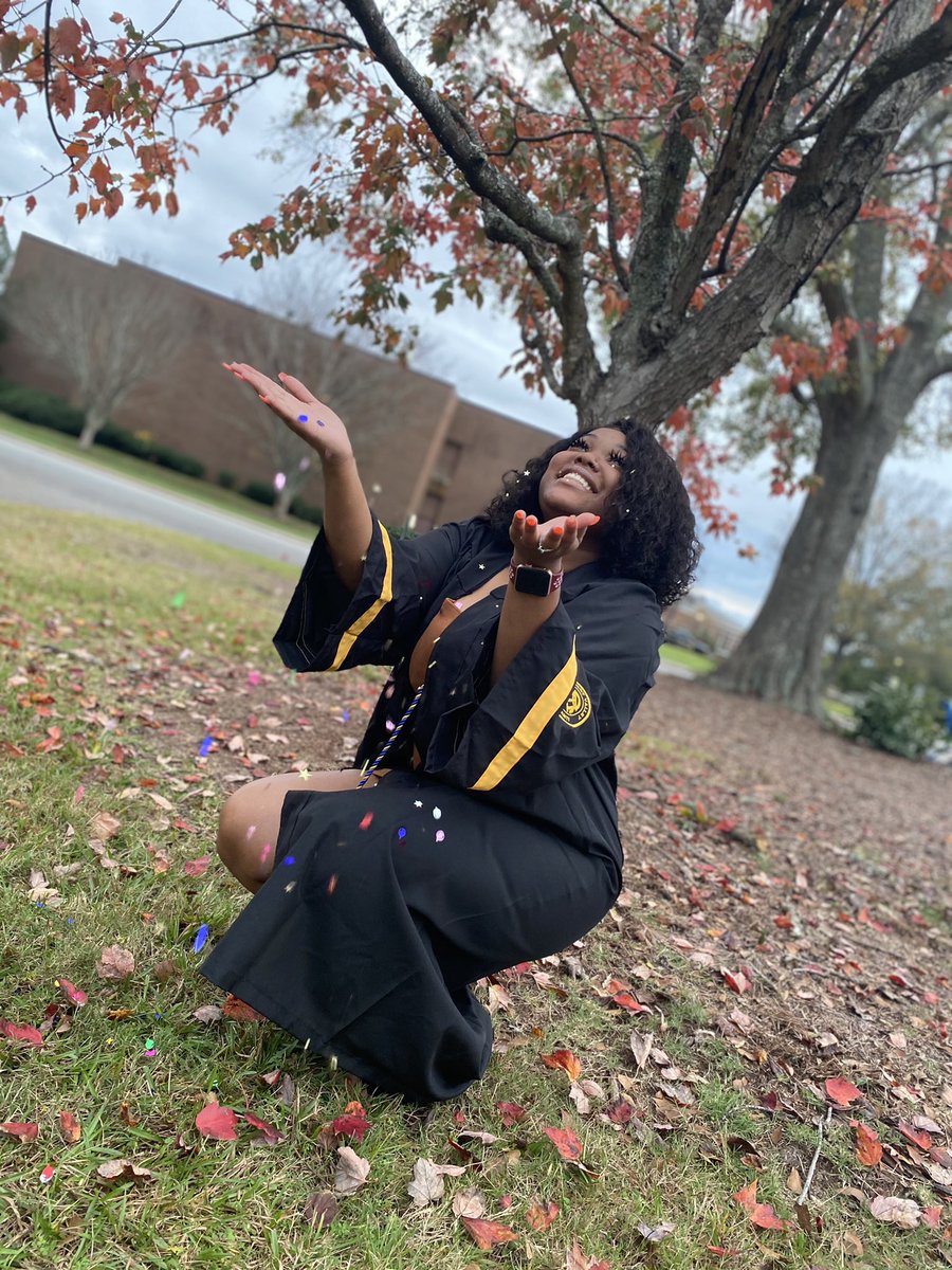 Trecieeeeeee's tweet photo. Andddd Out 🥳🥺 https://t.co/uR8HqRsypY