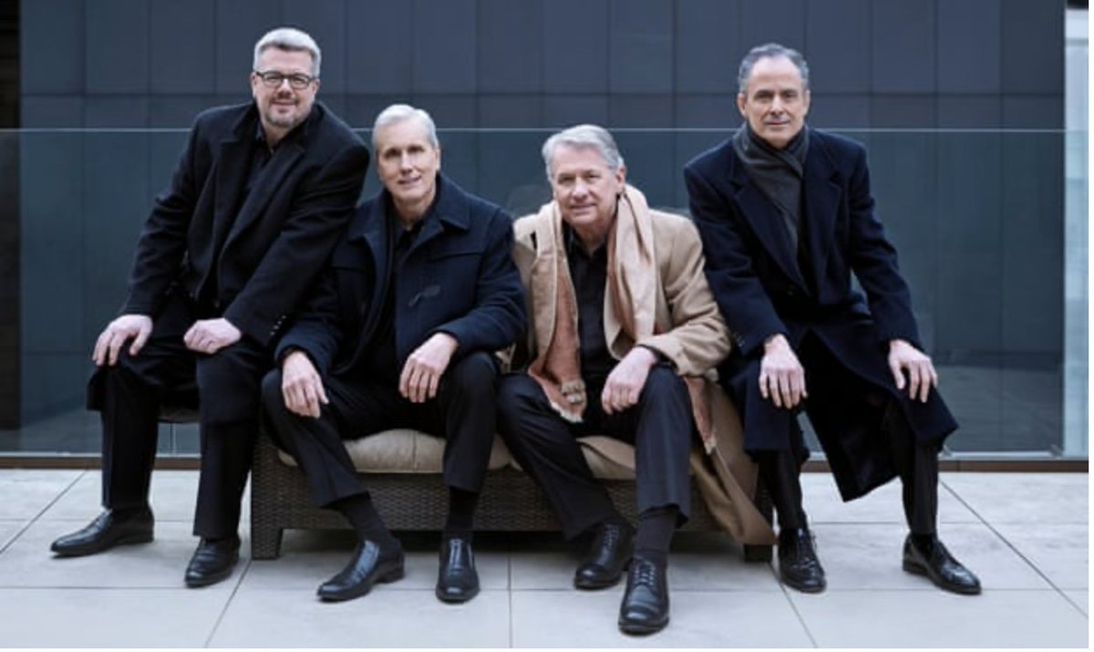 EmersonQuartet's tweet photo. Classical home listening: Schumann and Schubert string quartets and more. https://t.co/e45cjr6QFi
#schubert #quartet #schumann #EmersonStringQuartet #violin #viola #cello https://t.co/zfr1yMozoN