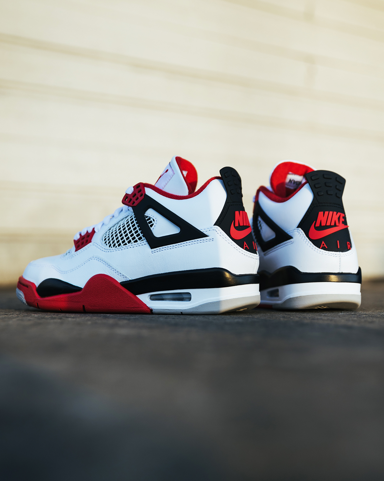 footaction fire red 4