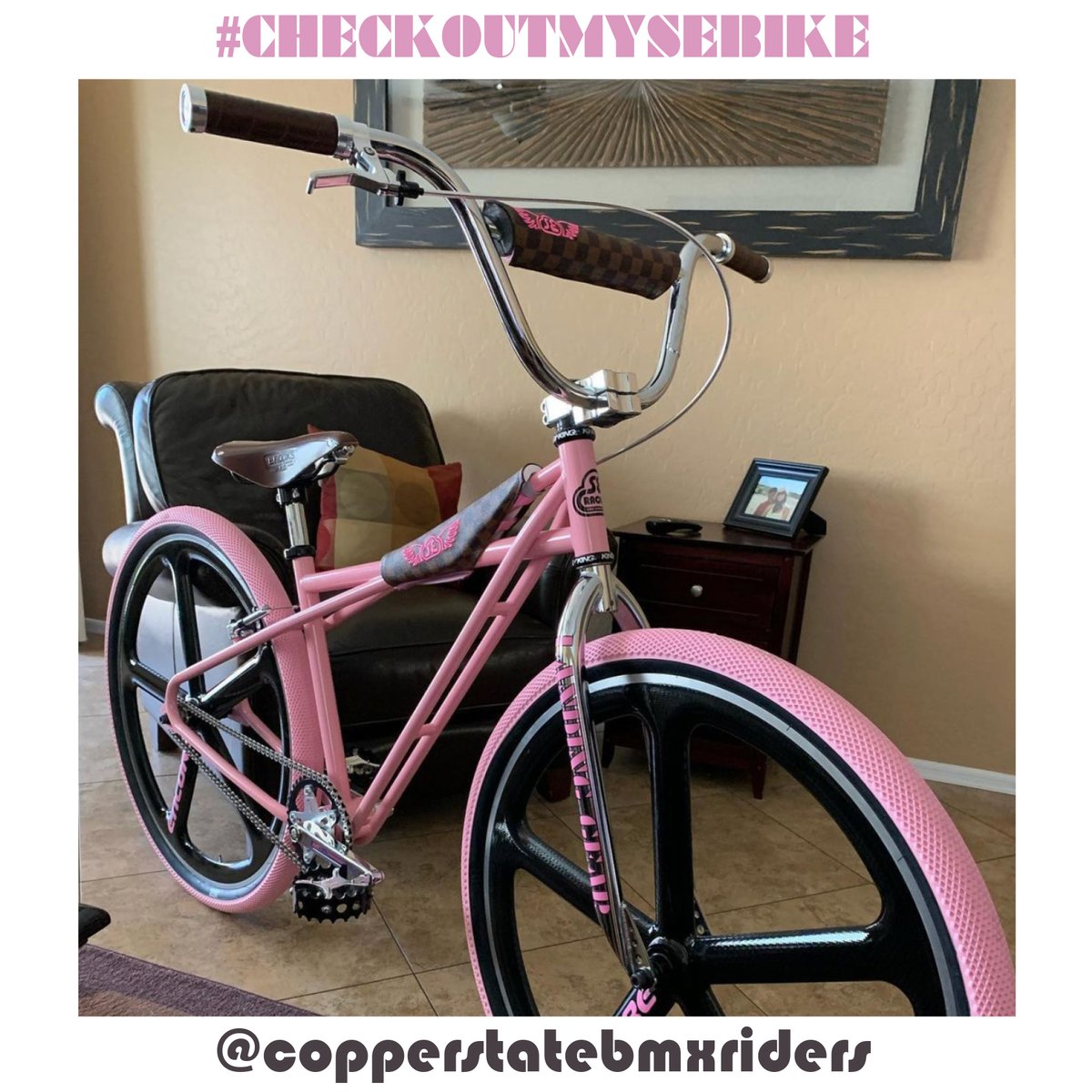 sebikes's tweet photo. Check out this awesome customized pink #str1 #quadangle! And the caption of the week goes to @copperstatebmxriders: “Finally completed, Trophy Wife wanted a pink Quadangle. She got a pink Quadangle.🔥” #checkoutmysebike #sebikes #bmxbike #bmx https://t.co/OCJK7MYejp