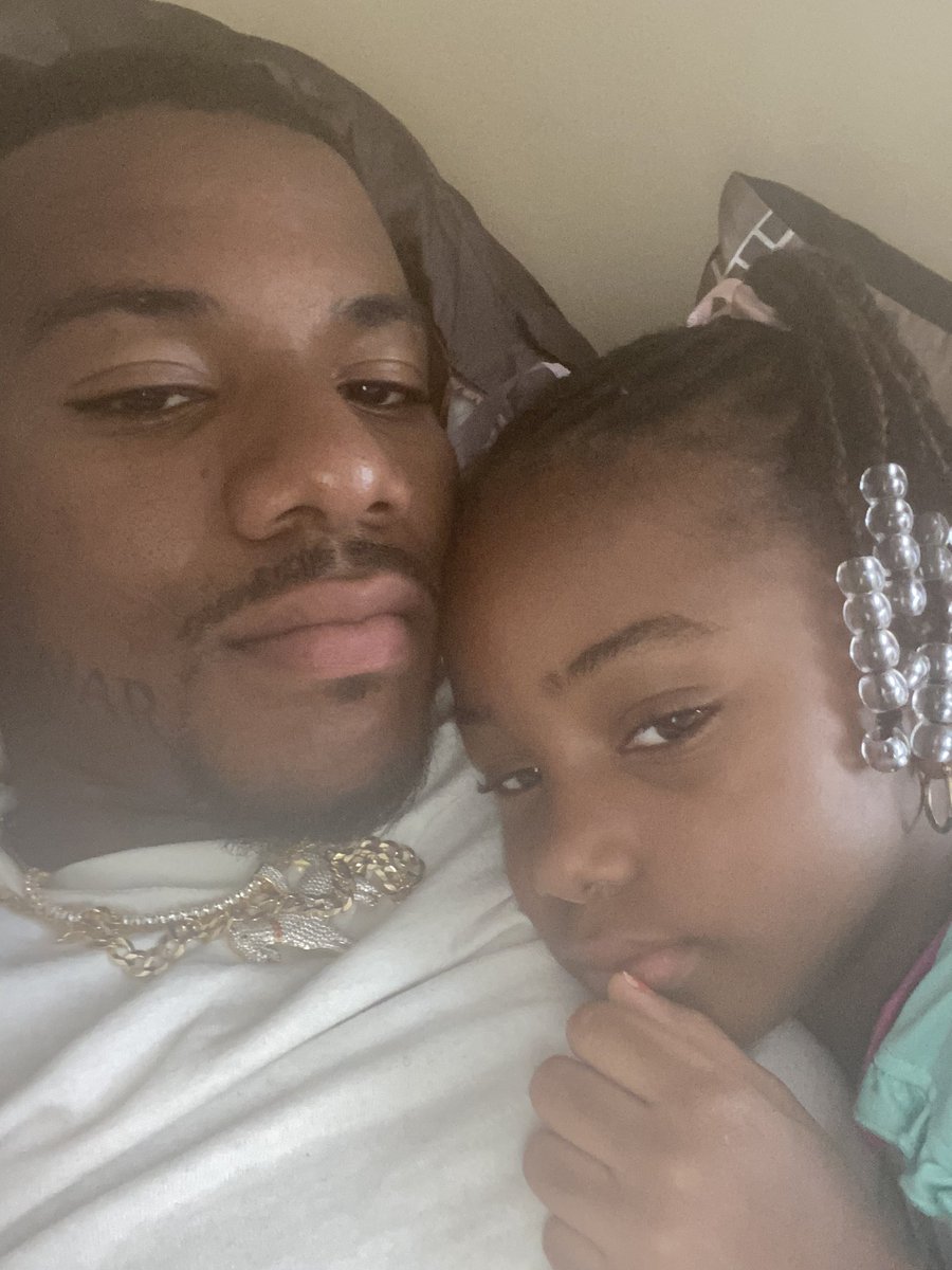 HighTmh's tweet photo. πβ€οΈ I actually Asked God For A Girl π§π½ For My First Child When I was 17...Currently witnessing my GOAL as A Father being accomplished....Her middle name is #GLORY btwππΎ #tmhhighchief https://t.co/Td7DGBgwm9 https://t.co/0kr4tO5I2c