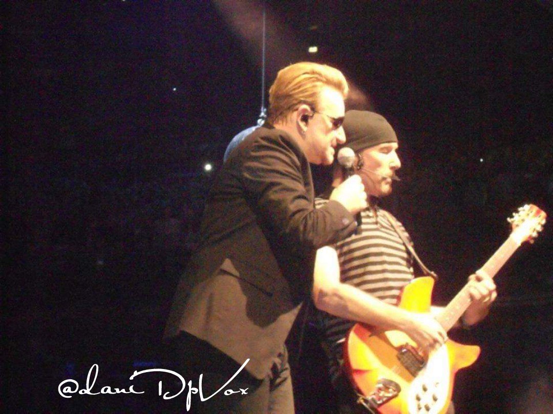 daniDpVox's tweet photo. #OnThisDay november 28th, 2015, 5 years ago, #U2 performed in the last gig of the #U2ieTour at the #3Arena in #Dublin
What a show!!! 💚☘
#U2NewsIT #U2History #U2SongsofInnocence #Bono #TheEdge #AdamClayton #LarryMullenJr @U2 @3ArenaDublin https://t.co/Y0ieRxxN3y