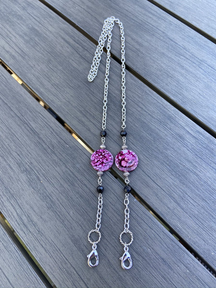 BeadsNChainCo's tweet photo. Small business Saturday 🛍
Shop small & local ~ we added more items to our shop!
➡️ https://t.co/KhDZw21QHt
•
•
#etsyshop #etsy #shopsmall #smallbusiness #smallbusinesssaturday #shoplocal #maskchains #facemaskchain https://t.co/gc5F7Qix2R