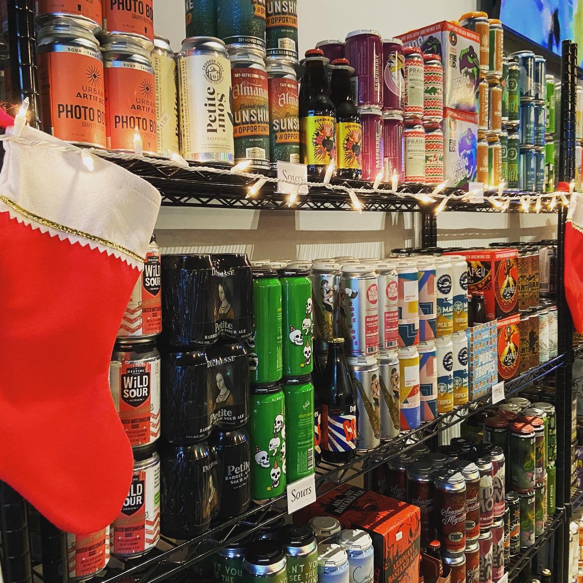 JaxCraftBeer's tweet photo. Itโs Small Business Saturday-a great day to get out and support your favorite small businesses! Holiday gift baskets have arrived and we have a few bottles of BCBS 2020 left. ๐ป โฃ
#jaxcraftbeer #32taps #supportlocal #supportlocaljax #smallbusinesssaturday https://t.co/o14uDLiIkd