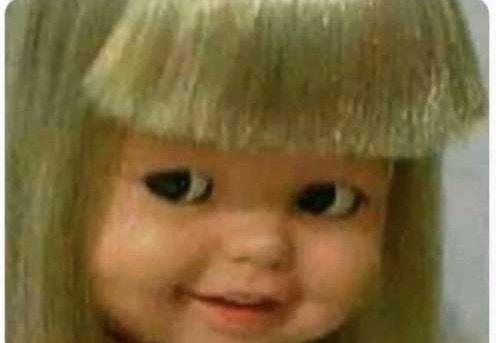 gabyevl's tweet photo. eu esperando a conversa entrar em contexto para eu mandar minha nova figurinha https://t.co/AT9kfObjM9