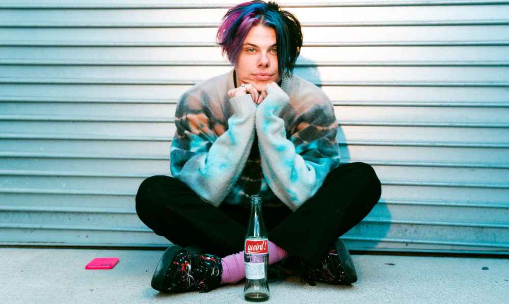 MHolovina's tweet photo. @yungblud
5 days before Weird! 🖤
#weirdtime https://t.co/AKVZcneppH