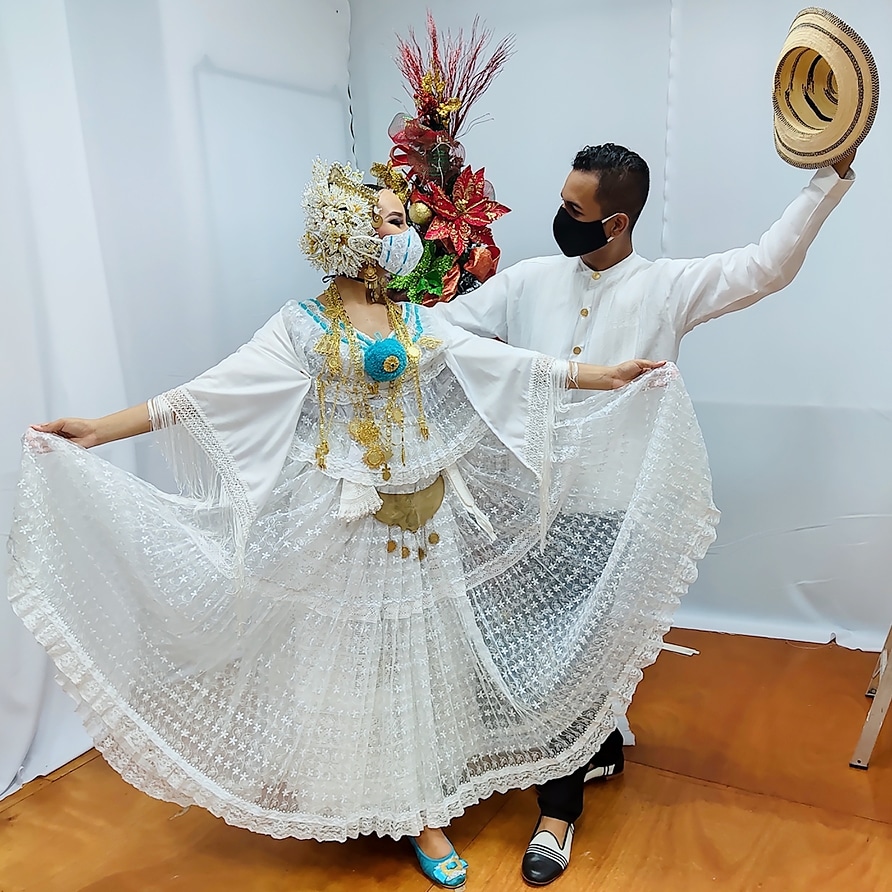maynol06's tweet photo. Lo más bonito del mundo nadie lo puede negar! 🇵🇦 #Panama #Folklore #Codafpa #Espectacular https://t.co/a2UhhyKveZ