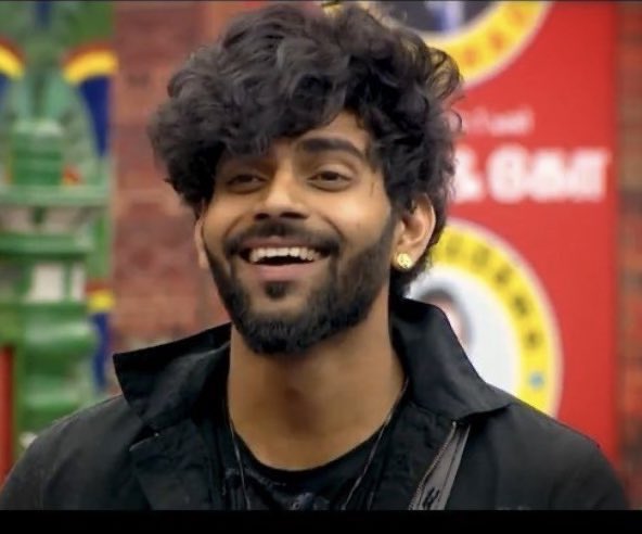 Sameem69084102's tweet photo. Let's finish this 🔥 

Rt - #AariArjunan 
Like - #BalajiMurugaDoss 

#BBTamilSeason4 #BiggBossTamil4 
#VijayTelevision #Aari #BiggBoss #Valimai #Samyuktha #BiggBossTamil #RamyaPandian #BiggBoss4Tamil #Sanam #Archana #BBTamilSeason4 https://t.co/2EbZxDibq7

#BalajiMurugaDass https://t.co/gpYGtKMxeA