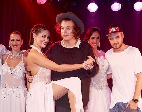 social Distancing with women