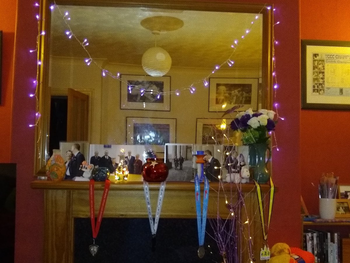 BirkieJoolz's tweet photo. The virtual Batley Christmas Lights switch-on was lovely - I've put my lights on but will hold the tinsel till December (don't want to peak too soon 😉)
#winterGGT https://t.co/28tHtSGS6V