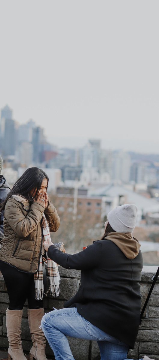 Goldskxx's tweet photo. I’m going to marry my best friend! 💚 @knaguirre #engaged #seattle #kerrypark #engagementphotos https://t.co/eYhOYMpeER