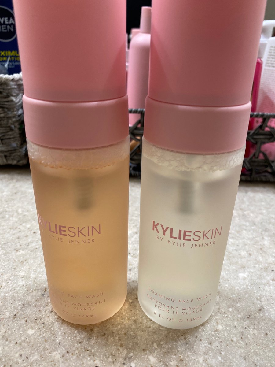 MorgMikala's tweet photo. @kylieskin can you explain why these two face washes that I bought at the exact some look completely different https://t.co/ag5pajCJ3m
