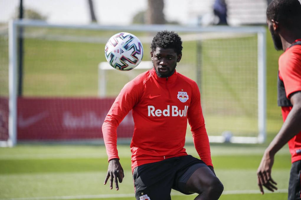EnganchesVision's tweet photo. After coming off bench, Sékou Koïta (1999) 🇲🇱 brought a huge boost for RB Salzburg’s victory vs St Polten with 3 goals ⚽️ ⚽️ ⚽️ in  32 minutes 

A second half hat trick!! 🎩 https://t.co/FgpIjQLrF0