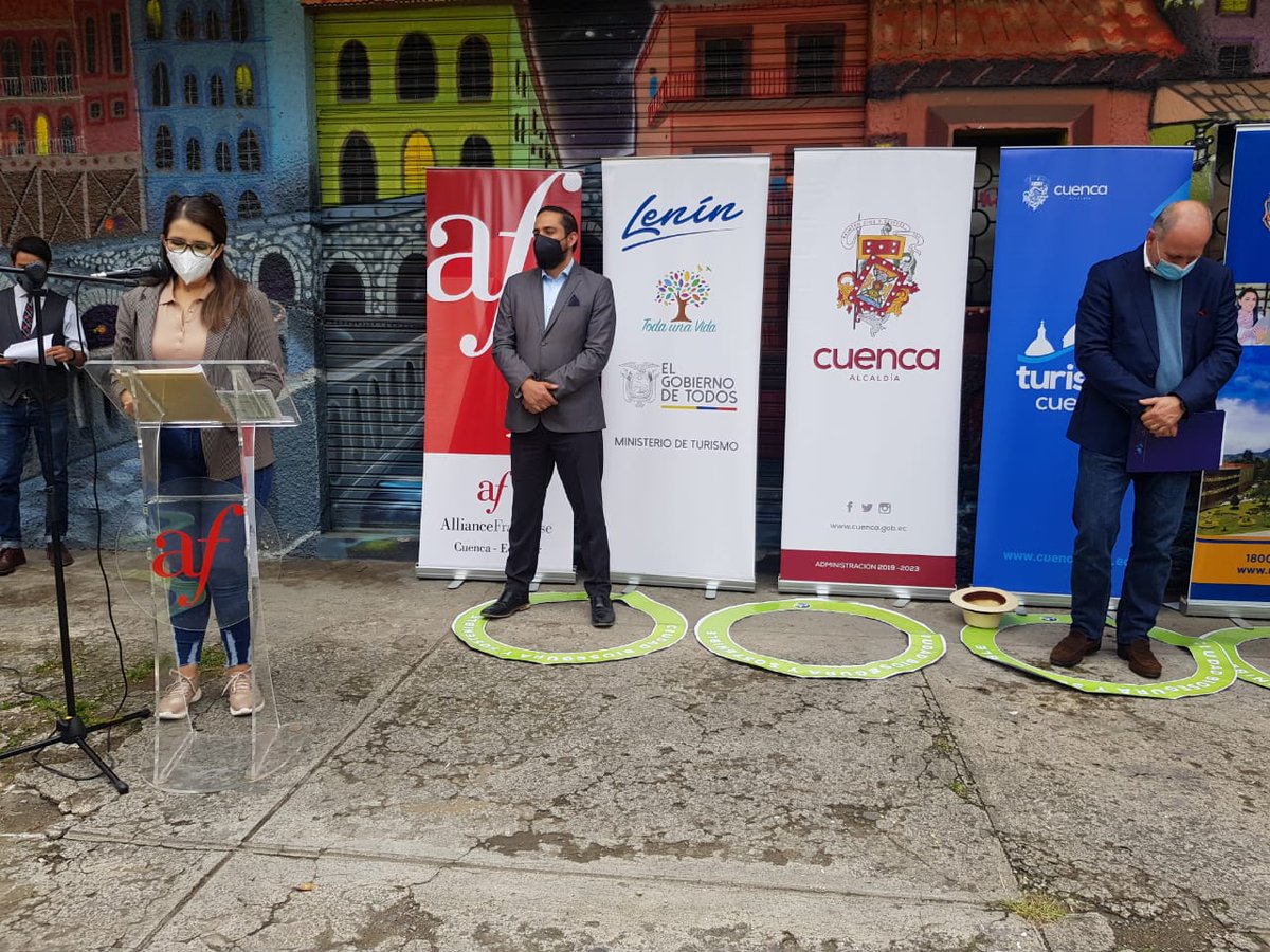 Hoy con la presencia del Viceministro de Turismo  @RicardoTurismo1 y otras autoridades, inauguramos la Ruta de los Murales: Arte Urbano en Cuenca y el mural del artista cuencano Martín Arévalo
#ArteUrbanoCuenca