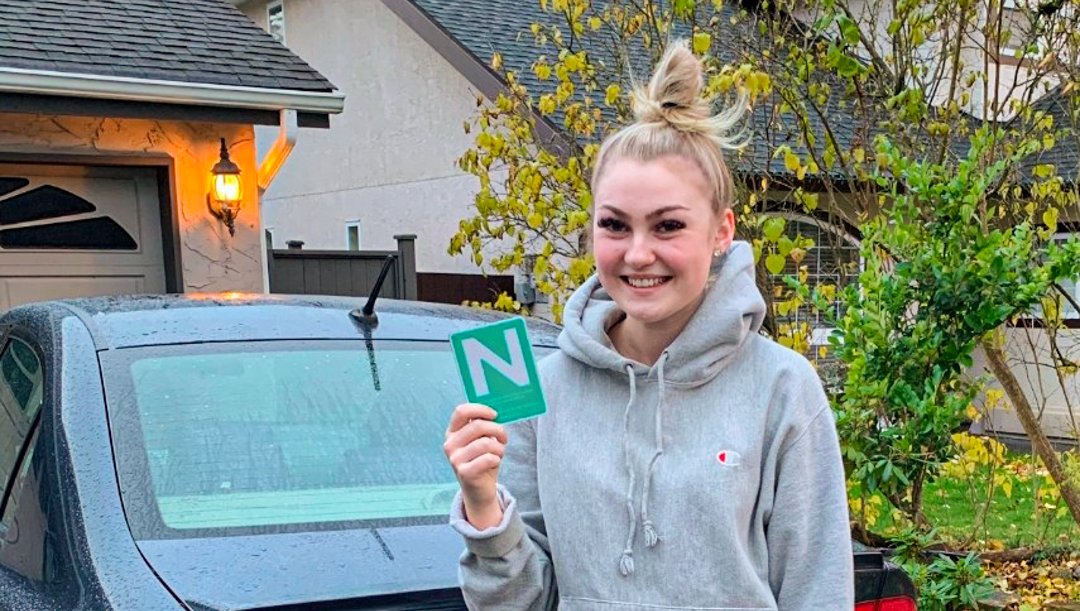 valley_driving's tweet photo. Congratulations on getting your licence Ashley! ππ Enjoy the new twists and turns of life! #ipassed #SuccessSaturday #newdriver #learnwithvalley https://t.co/PiLpYzRBom