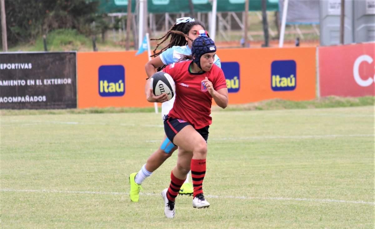 chilerugby's tweet photo. 🔴 Algunas imágenes de la jornada. #SAR7S
📷 @sudamericarugby

#womeninrugby #imparables 🏃🏻‍♀️ #trytostopus #elrugbynosune https://t.co/qAOzw7ae8B