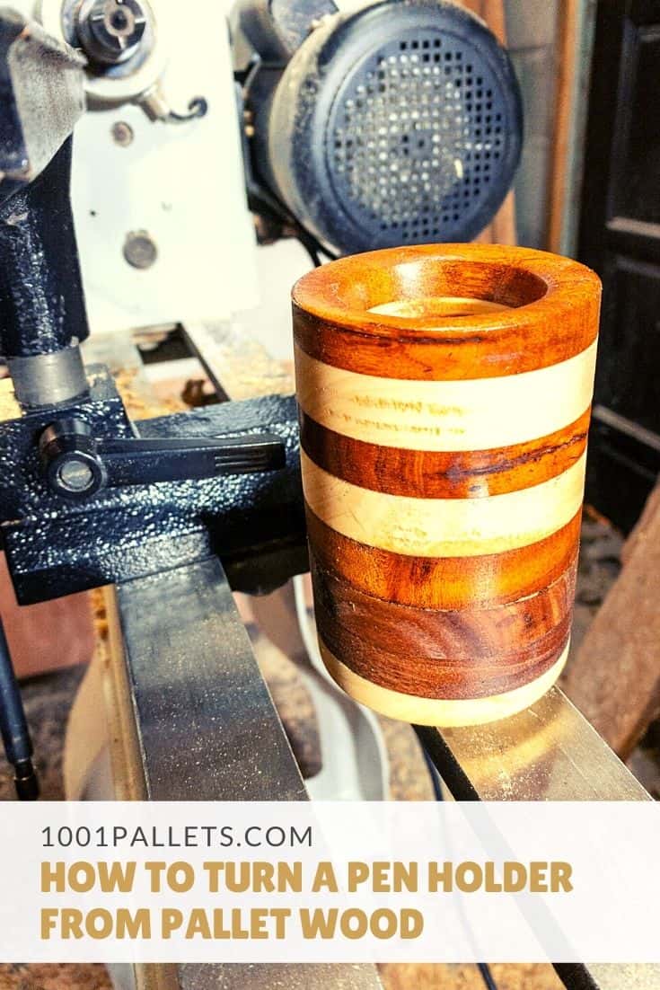 iRecyclart's tweet image. How to Turn a Pen Holder from Pallet Wood : 1001pallets.com/how-to-turn-a-… - #DiyVideoTutorial #PenHolder #RecyclingWoodPallets