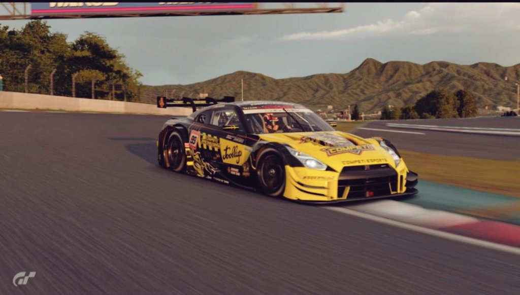 CompeticionesO's tweet photo. Ronda 6 del campeonato @EMR_Moon_Racing y podemos dar un golpe sobre la mesa si hoy en #fuji con Gr2 nos salen las cosas bien!!
Correra nuestro jóven piloto @Lukkasst99 y le deseamos mucha suerte!!
⏰ 23h
📺 https://t.co/zU8TCfylPt 👀👀👀
@Tooblup #transmoll
Yooo🔝🐝 https://t.co/8dQVKAHxzf