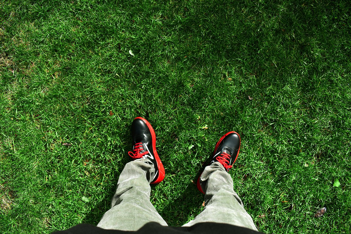 SleepyDesign's tweet image. I wanted to design some shoes, so I did 😊 #ClothingBrand #Shoes #GraphicDesign #Clothing