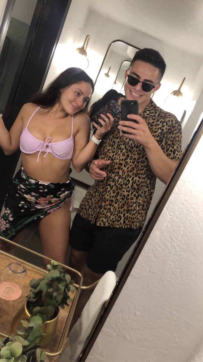 Chris_AguilarJR's tweet photo. Happy birthday to this queen ❤️ you make me the person I am today and I am more than grateful to have you in my life, I love you 🎉😍 https://t.co/kuEQGWkOtb