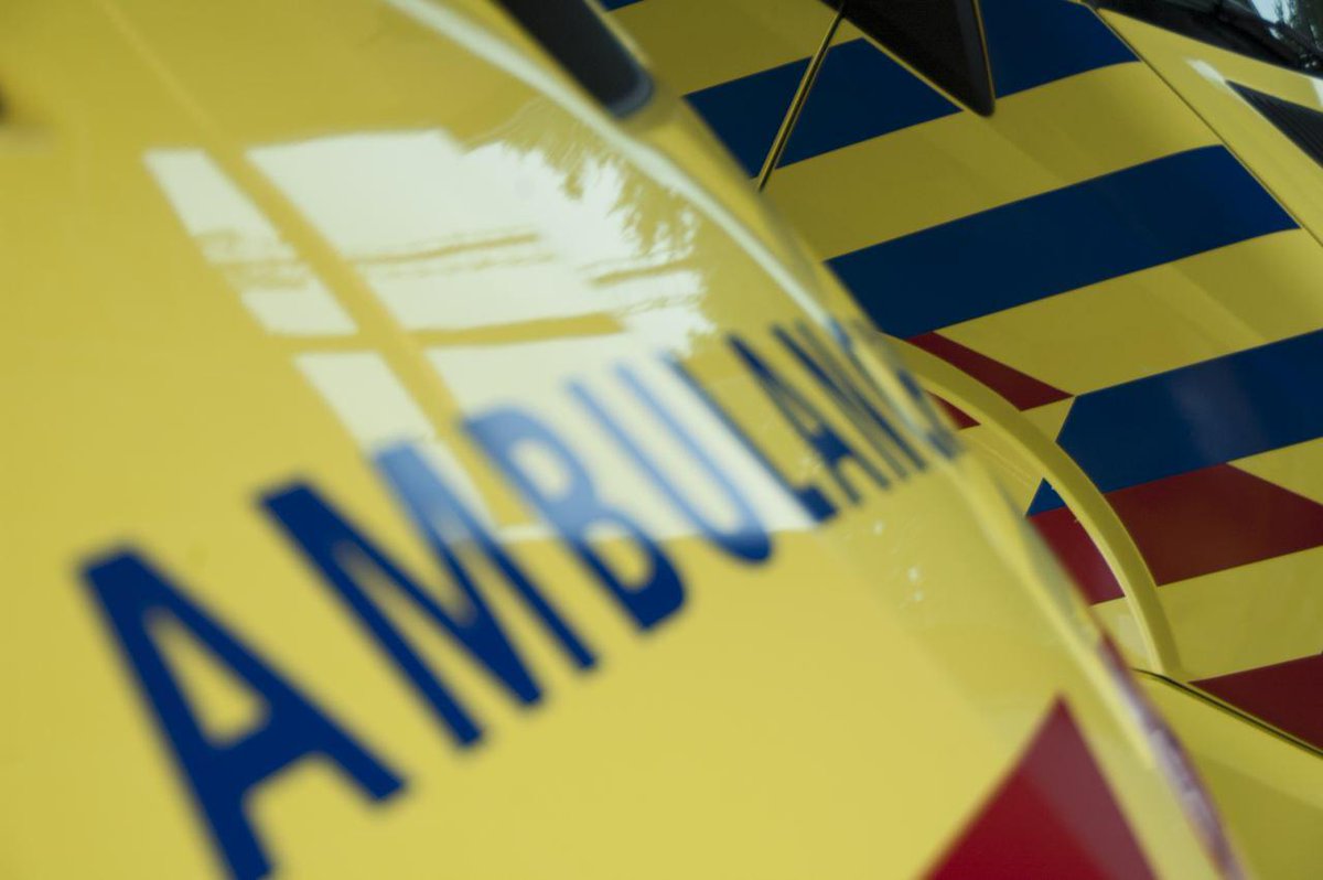 Dode en gewonde bij ernstig eenzijdig ongeval in Rottum - #Groningen -..