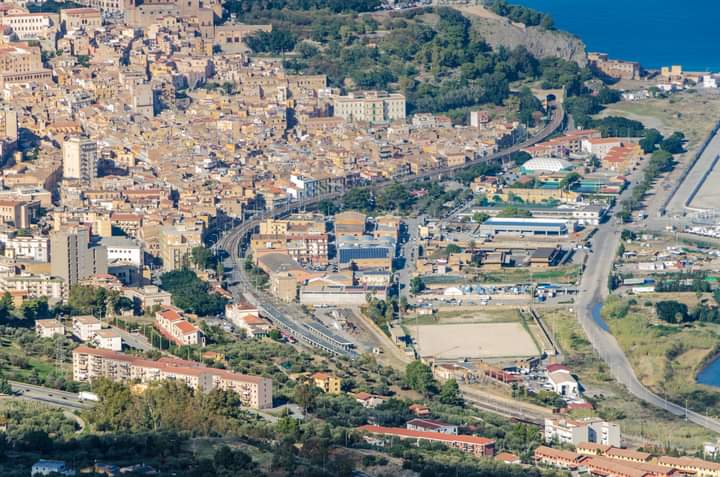 @ItalyMagazine termini Imerese
Pa
Sicilia #viaggiare #turismo #montagna #mare #sea #beach #volare #Cultura #culture #LOST #mente #ok #MyHeroAcademia https://t.co/oASwF8aEZt
