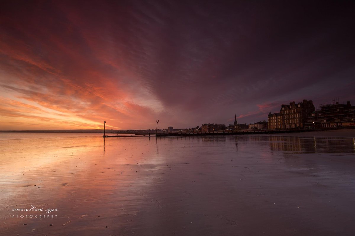 CreatedEye's tweet photo. Here’s Portobello beach on a peaceful morning a couple of weeks ago... https://t.co/kDO2p5zS8Y