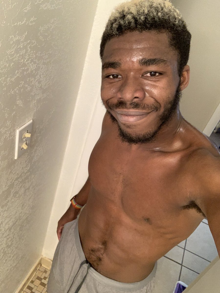 tjenkins4u's tweet photo. After Work Long Run!
Feeling a little salty after the run! ๐ง
#LGBTQ #GayRunner #Gaymer #Gay #RunnerofMemphis #MEMRun #MEM https://t.co/GeLjnwxPRs