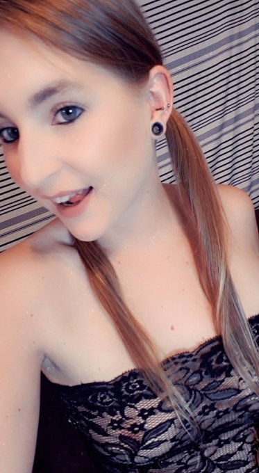 New outfits. I would love to take them off for you, just click the link below 😉 https://t.co/LcBB7Cp7sF  #camgirl<a href="/tag/camgirl"class="tags"><span>#camgirl</span></a><a href="/tag/of"class="tags"><span>#of</span></a><a href="/tag/nudes"class="tags"><span>#nudes</span></a><a href="/tag/camwhore"class="tags"><span>#camwhore</span></a><a href="/tag/camming"class="tags"><span>#camming</span></a><a href="/tag/camsoda"class="tags"><span>#camsoda</span></a>