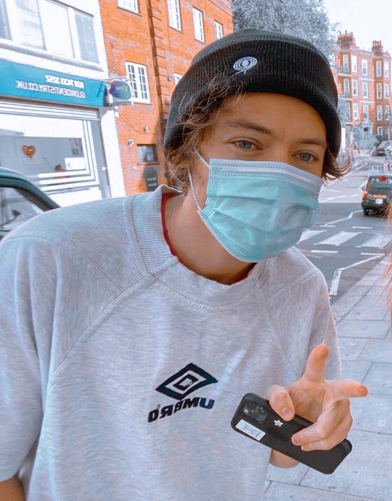 they have a master in rainbows more like