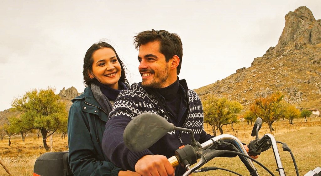 seotw_'s tweet photo. Kendi ayakları üzerinde duran bir kadın 
Alnının akıyla hayallerini gerçekleştiren koca yürekli Amca oğulları 
O kadar güzel O kadar bizdenler ki 
Hayal gibiler ama aslında  Hayatlarımız gibiler 
Güzeller , samimi ve naifler 
Yani Anadolu gibiler ..🌾

#goenueldağı 
#inandığımyol https://t.co/dYa7R5ez6O
