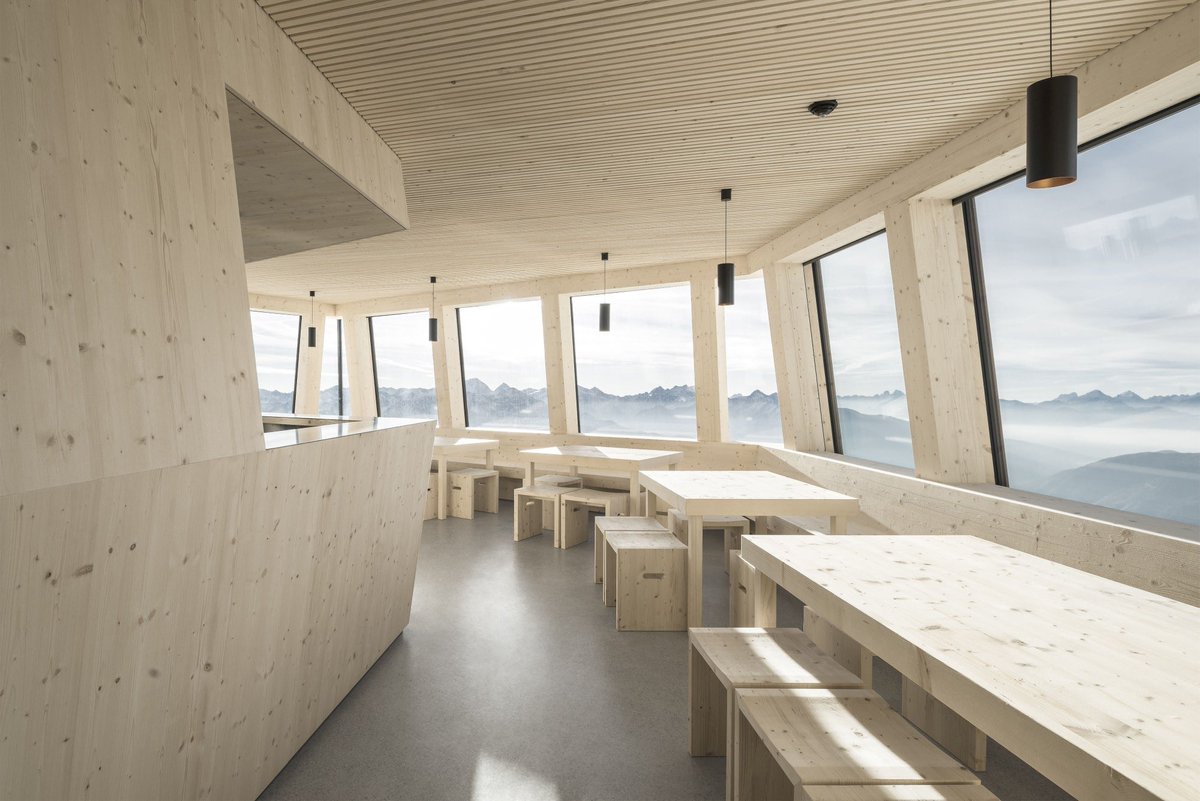 ArchiAdvisor's tweet photo. RT @Fred_Mills: What a construction site! Sitting over 3,000-metres above sea level, this six-storey mountain hut in Italy was prefabricated in a nearby valley before being transported to site for assembly (via @TheB1M) - https://t.co/kon4l6hamf #constr… https://t.co/VgB9iip4kN