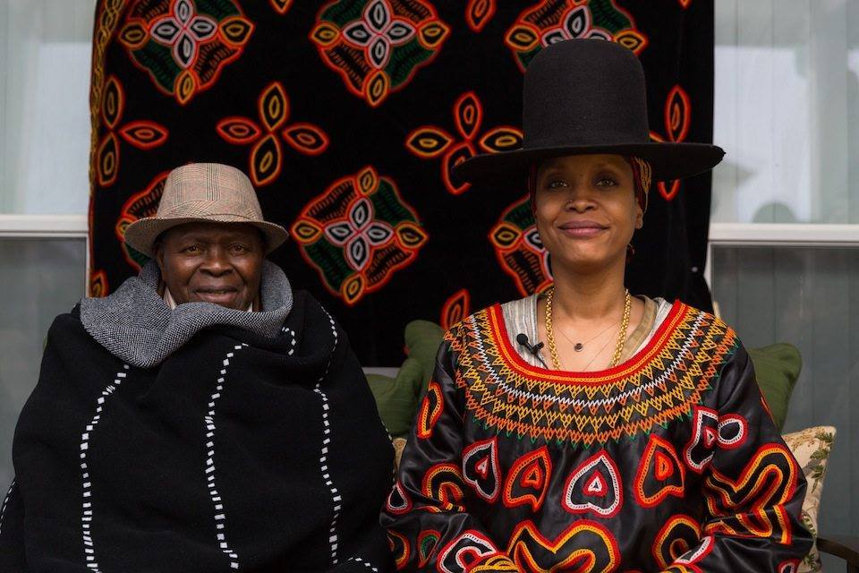 Fun Fact: Several prominent African Americans have such as Quincy Jones, Erica Badu, Blair Underwood etc...have traced their ancestry to the Bamileke People.(Blair Underwood with Bamileke Tribesmen in Cameroon & Erica Badu with a Bamileke elder in Texas)