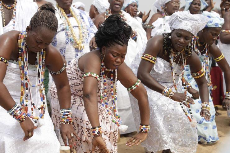 Fon People.The Fon are primarily found in the Republic of Benin. They are renowned for founding the powerful Dahomey Empire, with the all female Mino warriors (Dahomey Amazons). The Fon are also the originators of the Vodun (Voodoo) religion.