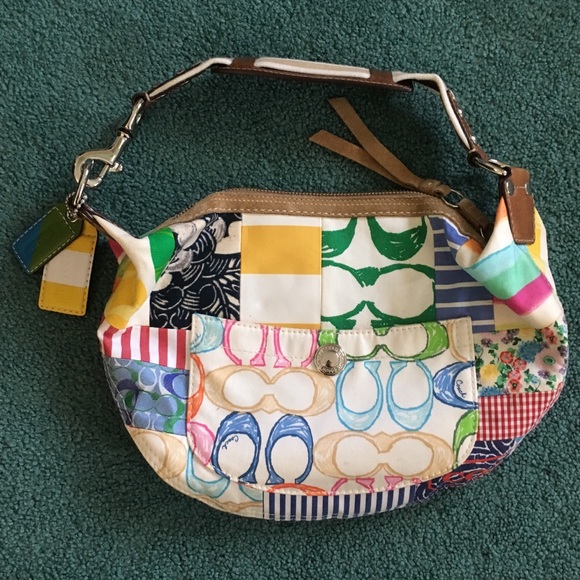 funkemonkejunke's tweet photo. So good I had to share! Check out all the items I'm loving on @Poshmarkapp #poshmark #fashion #style #shopmycloset #coach #katespade #nanettelepore: https://t.co/NcAqAiH0mm https://t.co/zlX3AzkYKM