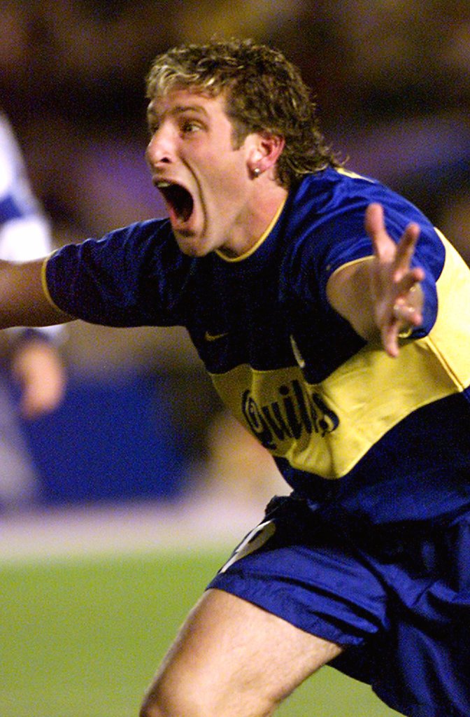 muybocaweb's tweet photo. 19:05 horas de Tokio, Japón. 7:05 am hora de Buenos Aires. El partido se jugó en Oriente, pero se vivió en muchas partes del mundo.
Reviví la Intercontinental con nosotros en #Boca2000 👉 https://t.co/YFYD3vlWvk https://t.co/cSOZugr3mW