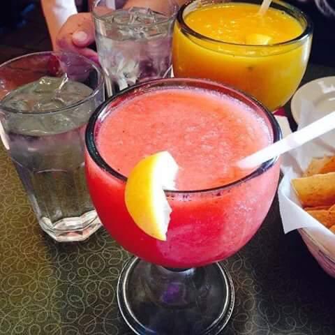 laquintaaurora's tweet photo. https://t.co/UEdXBWvnQU (630)859-4000 #laquintadelosreyesaurora #shopsmall  #shoplocal #mexicanfood https://t.co/XG4gL2eljJ