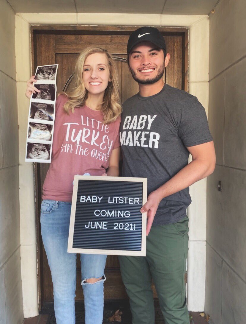 devynlitster's tweet image. Peep😜