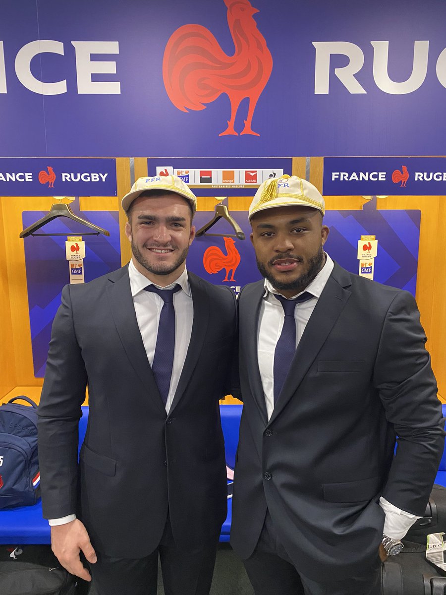 Quelle fierté de partager cette première cap avec mon frère de toujours 🔵⚪️🔴
Merci à tous pour les messages. 
Le travail paye