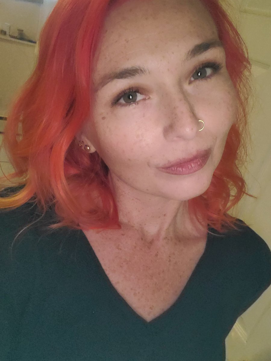 Tina137814101's tweet photo. Feeling fabulous new do. #newhairdontcare https://t.co/D5twOxhpwX