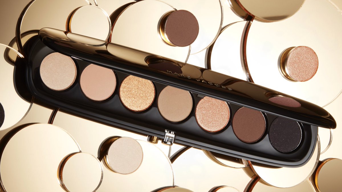 The ultimate fashion accessory for your eyes—Eye-conic Multi-Finish Eye Palette in Glambition. Don't miss out on saving 30% on full-price items on marcjacobsbeauty.com. 

#MarcJacobsBeauty #BlacquerFriday