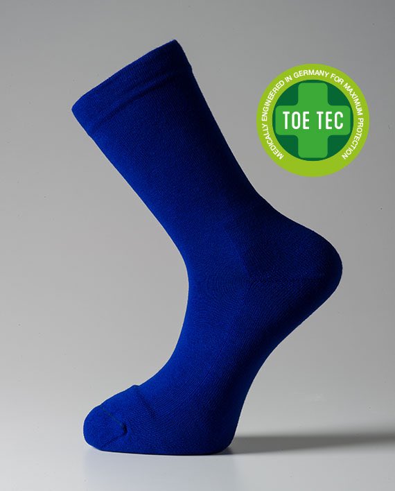 toetecsocks's tweet photo. With the cooler temperatures setting in, don’t forget to pair your Mens Diabetic Activity Shoe with our toe-tally comfy Toe Tec socks! #DiabetesAwarenessMonth #diabetes #talkaboutcomplications https://t.co/f0Ee4yvV1K