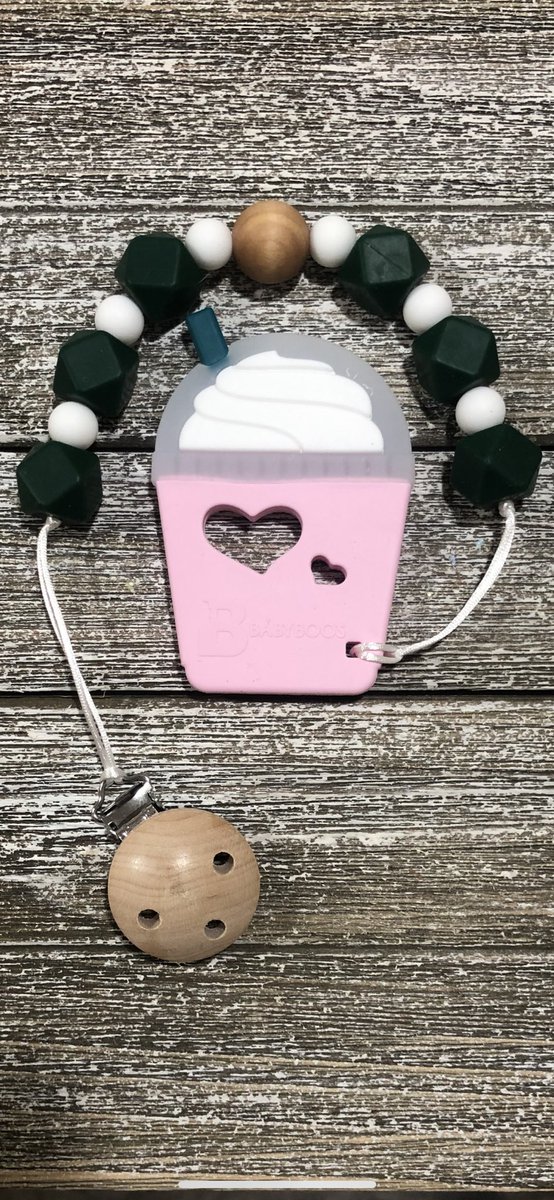 starbs_n_carbs's tweet image. currently in between websites, so dm if you’re interested ❤️ #teether #teethers #teethingclip