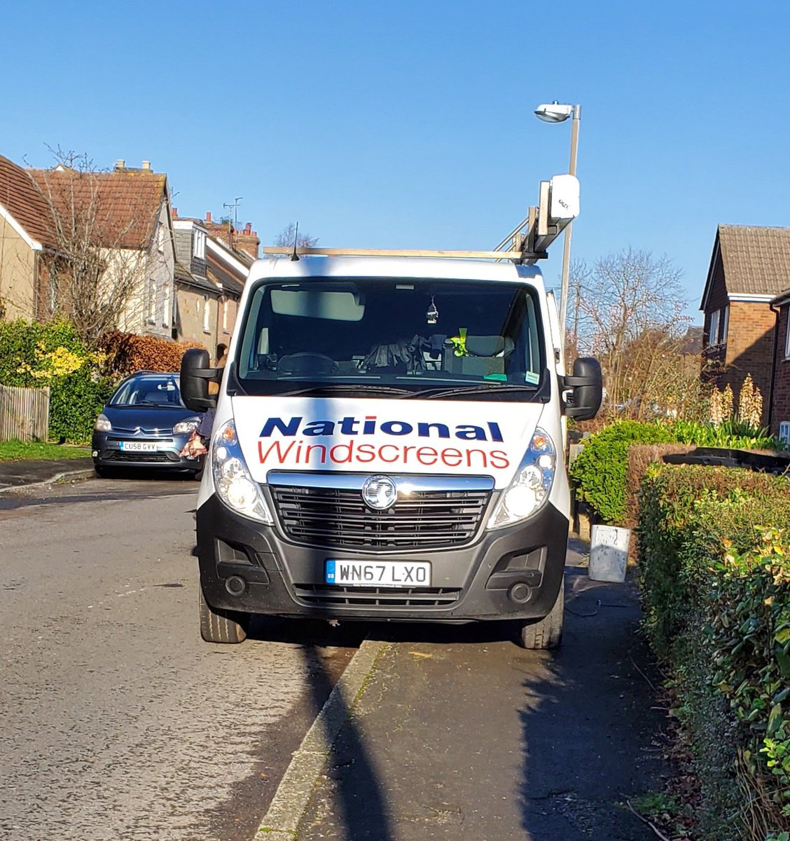RodSmith0's tweet photo. @NatWindscreens tell your personal not to block pavements. https://t.co/gtPwth97QF